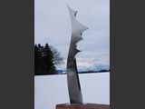 W�chter
Edelstahlskulptur.
Ma�e: H 240 cm